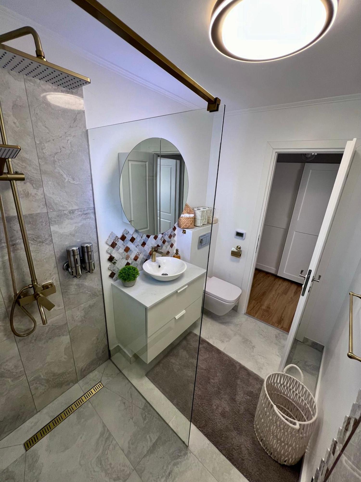 Resita Dream Apartament Bagian luar foto